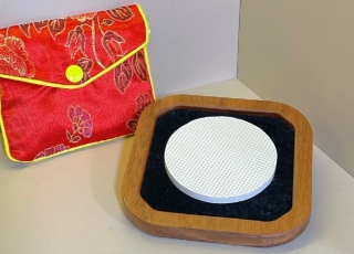 Gốm phu thê hồng ngoại xa