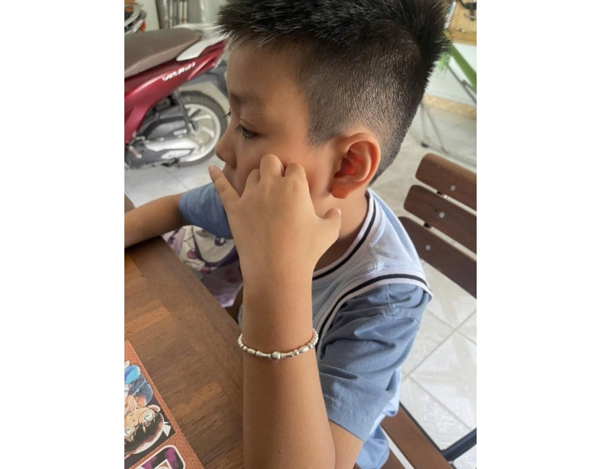 Vòng Tay Ánh Sáng Sinh Học Hồng Ngoại Xa