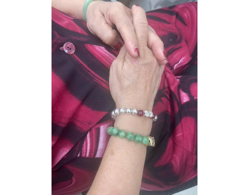 Vòng Tay Ánh Sáng Sinh Học Hồng Ngoại Xa